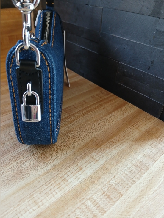 Marc Jacobs NWT Denim Wristlet/Pouchette - Picture 3 of 8